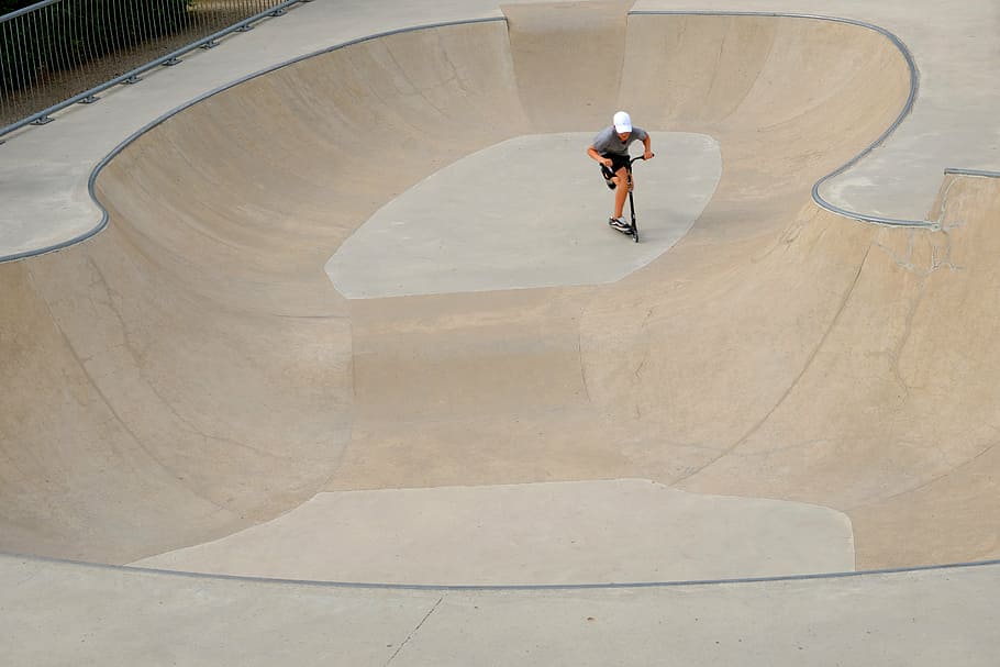 kickboard, stunt, skater, roller, show, viewers, learn, drive HD wallpaper