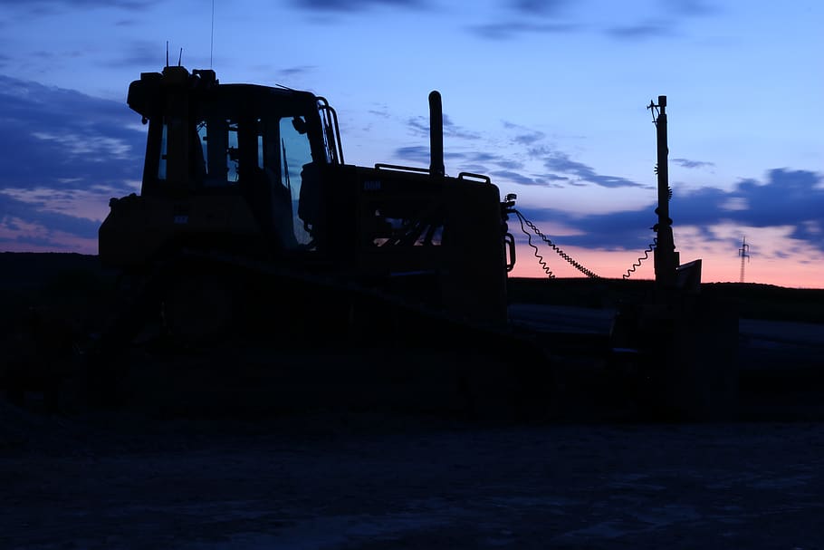 construction machine, darkness, shadow, mystical, night, mood HD wallpaper