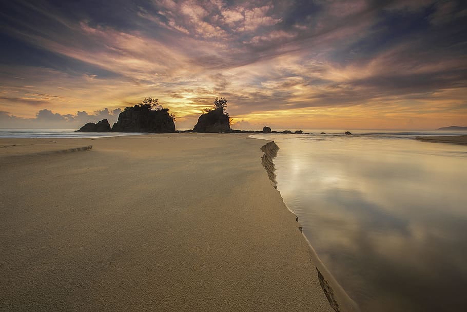 Panoramic Photo of Bay and White Sand during Daytime, beach, landmark HD wallpaper