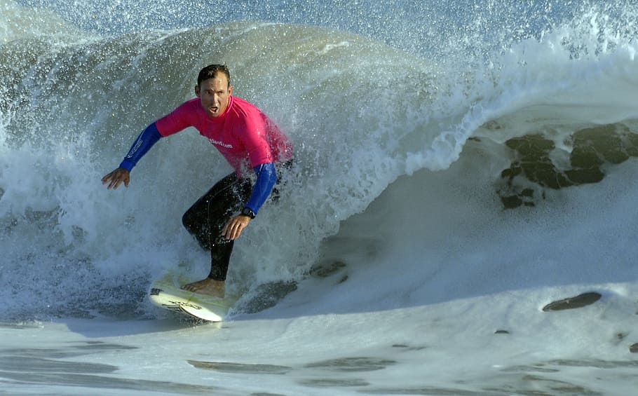 surfer, wave, sea, ocean, surfing, surfboard, water, fun, competition HD wallpaper