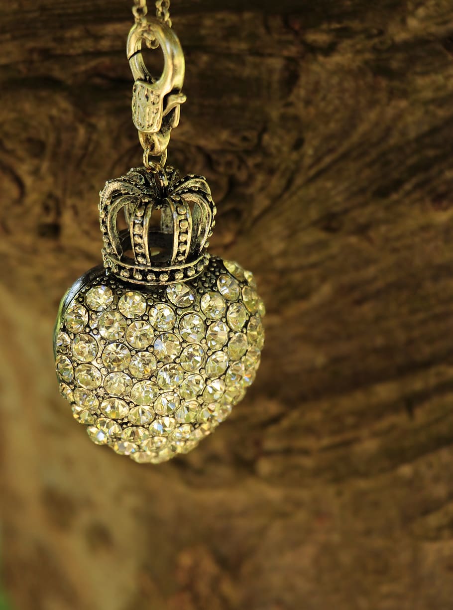 gold-colored and clear gemstone pendant necklace, heart, crown HD wallpaper