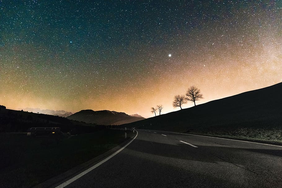 photo of black asphalt road under sky full of stars, gray, roadway HD wallpaper