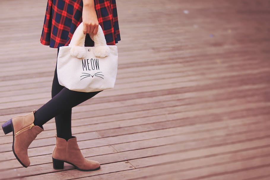 woman in red plaid skirt carrying white Meow tote bag, women HD wallpaper