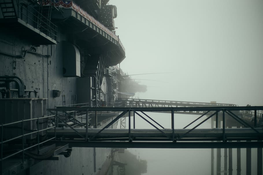 grayscape photography of bridge and house, grayscale photo of black metal bridge HD wallpaper