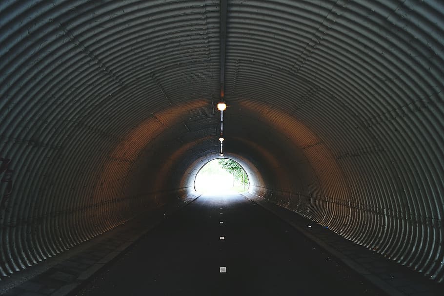 light, dark, industry, tunnel, architecture, blur, empty, futuristic HD wallpaper