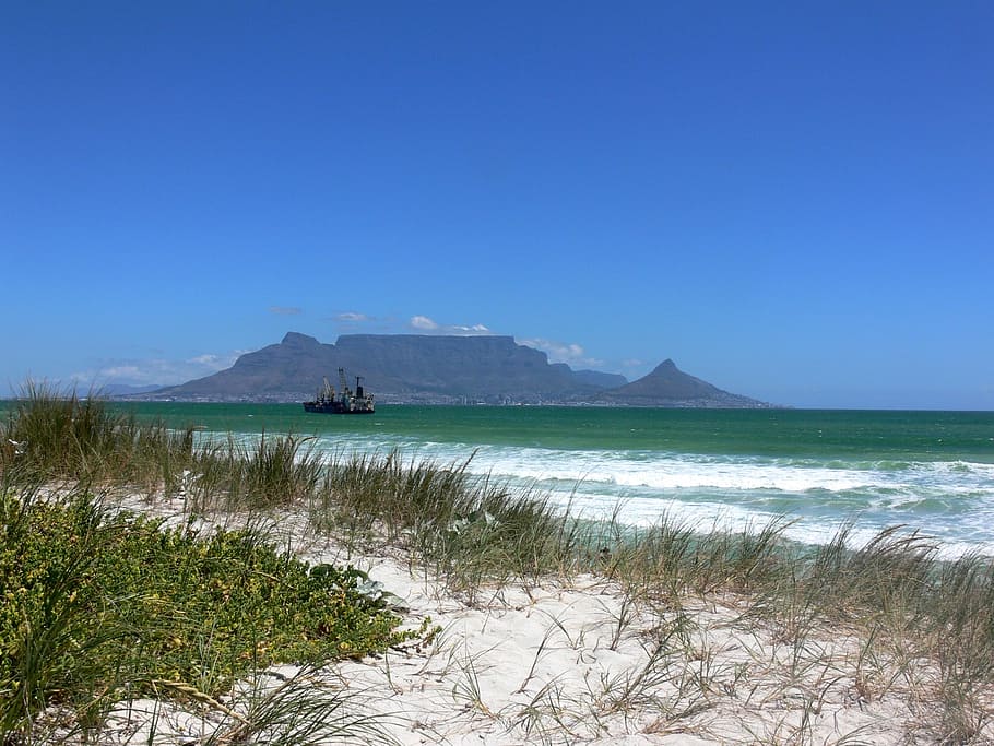 seashore beside mountian, table mountain, cape town, sand, dunes HD wallpaper
