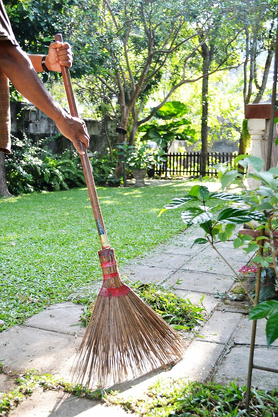 HD wallpaper: Sweep, Clean, Garden, Gardening, sri lanka, mawanella, ceylon - Wallpaper Flare