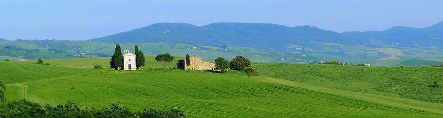 photo of green grass near brown house, vitaleta, tuscany, landscape