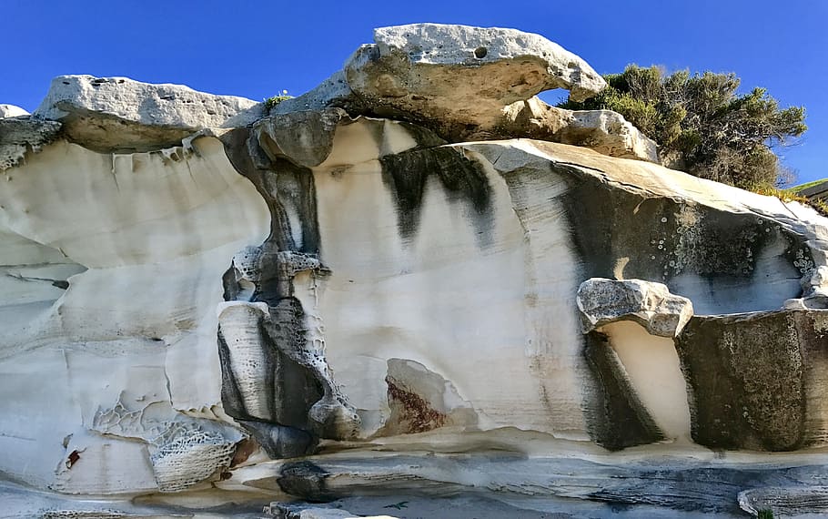 bondi, beach, ocean, australia, nature, travel, coastal, rock HD wallpaper