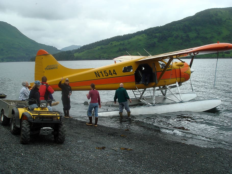 Floatplane dropping off Guests in the Wilderness near Kodiak, Alaska, HD wallpaper