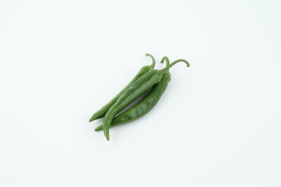 three green chili peppers, vegetables, healthy, vegetarian HD wallpaper