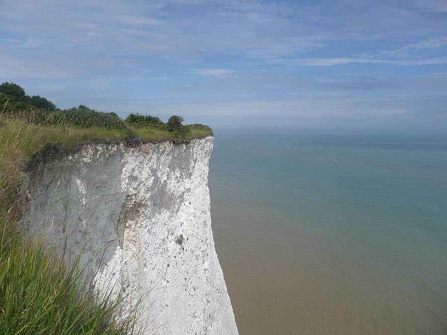 hill near body of water at daytime, white cliffs, england, sea, HD wallpaper