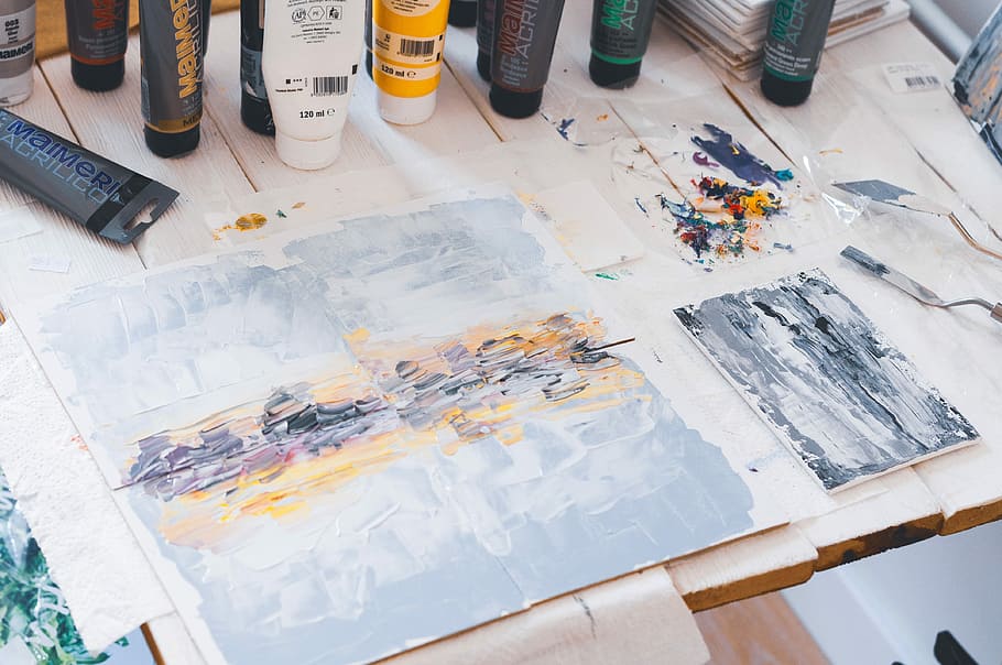 painter palette on board, painted paper on table, art studio HD wallpaper