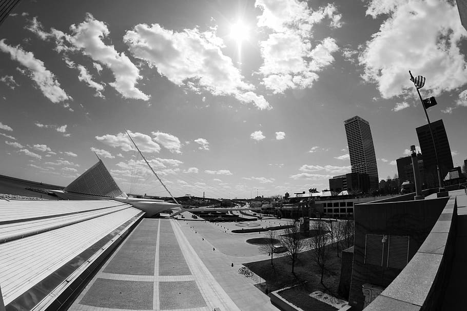 milwaukee, downtown, city, clouds, sun, buildings, black And White HD wallpaper