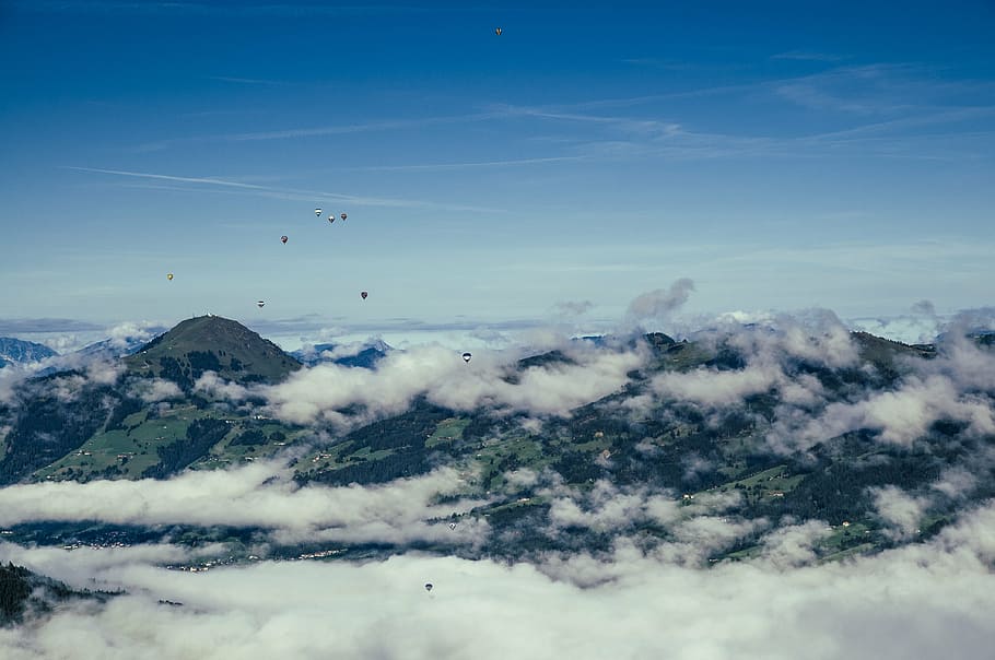 photo of cirrus clouds, nimbus, hot air balloons, blue, sky, mountains, HD wallpaper