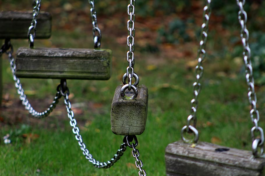 swing, chains, climbing frame, metal, hanging, focus on foreground HD wallpaper