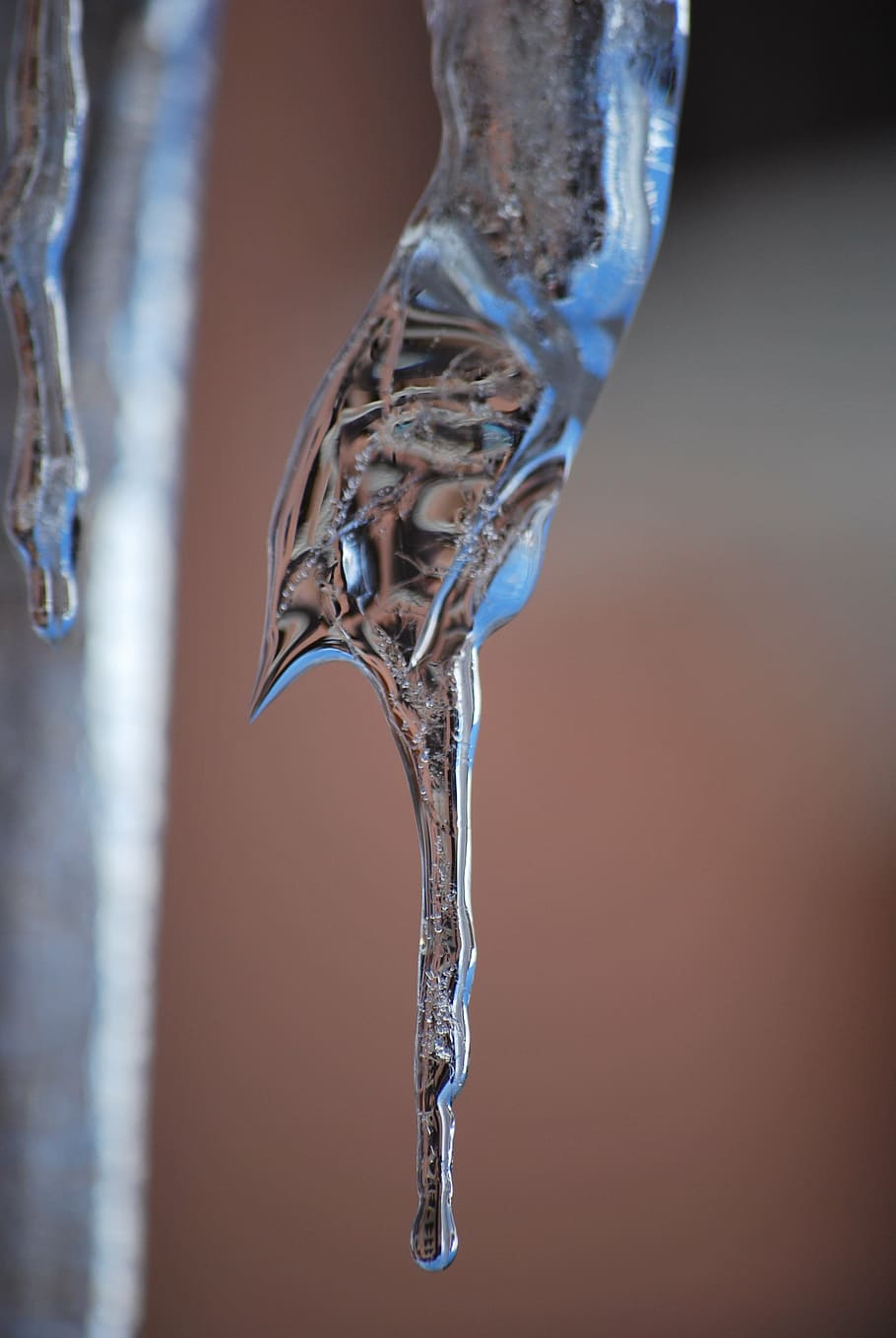 icicle, ice, macro, close-up, no people, focus on foreground HD wallpaper