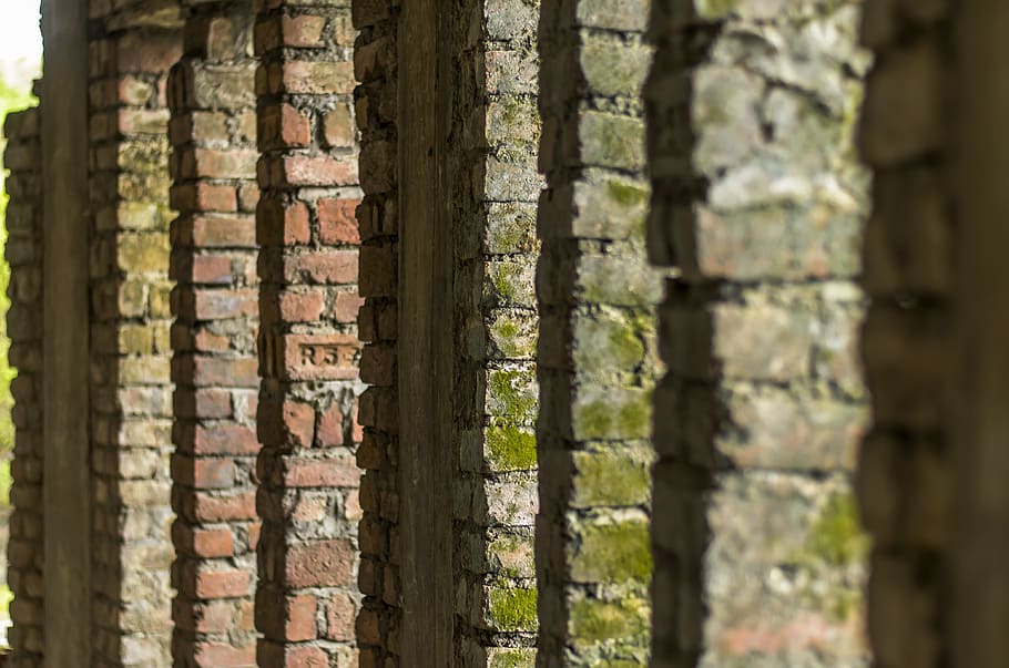 bricks, walls, pillars, building, incomplete, architecture HD wallpaper