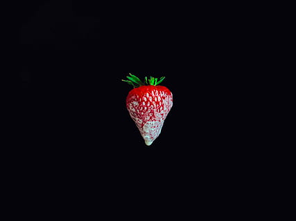 strawberry on black surface, selective focus photography of red strawberry HD wallpaper