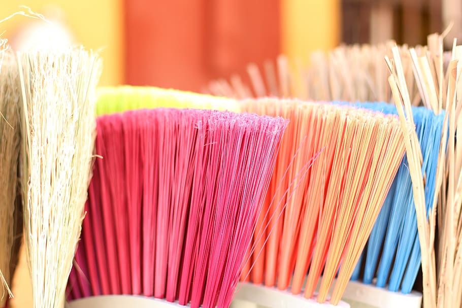 selective focus photography of floor brushes, home, cleaning HD wallpaper
