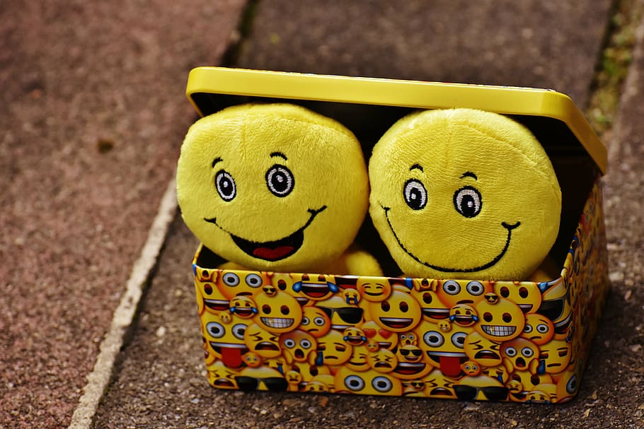 two yellow smiley toys, smilies, funny, joy, emoticon, emoji, HD wallpaper