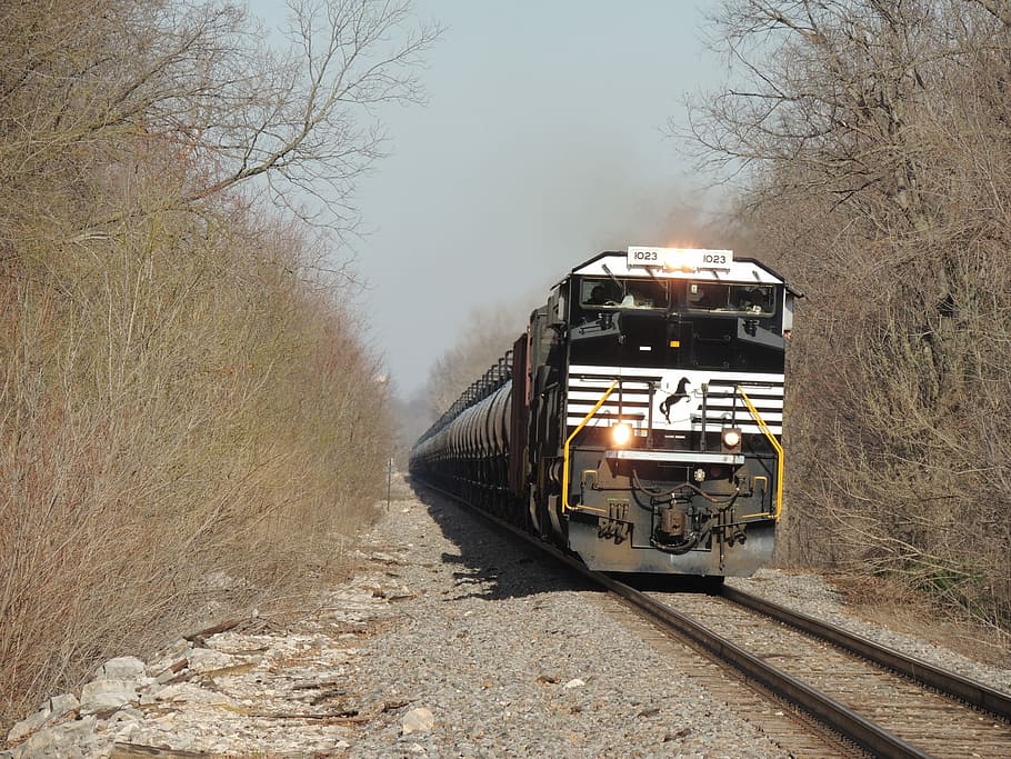Train, Train, River Valley, Logo, train in river valley, train logo HD wallpaper
