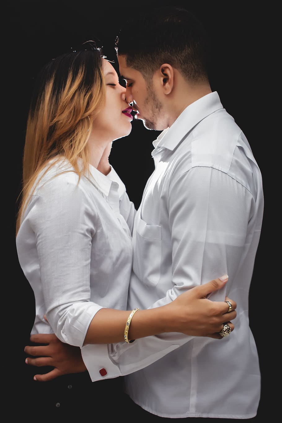 close-up photo of man and woman about to kiss, Husbands, Studio, HD wallpaper