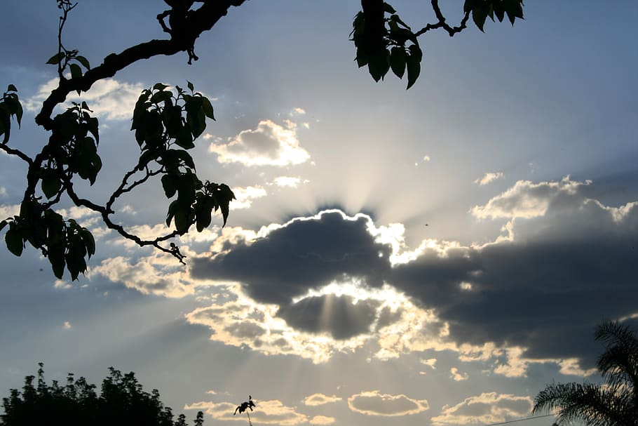 clouds, dark, edging, bright, shiny, light rays, radiating HD wallpaper