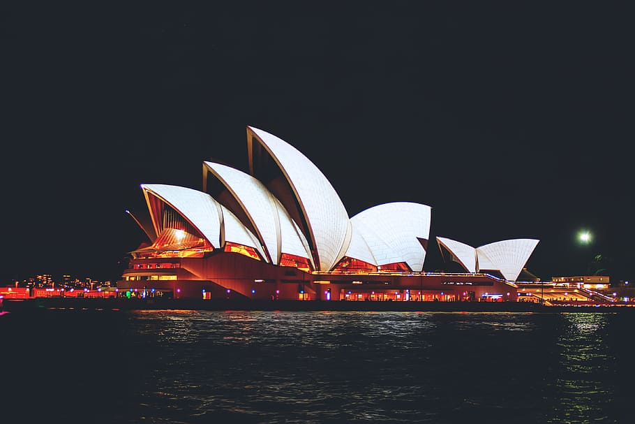 Night shot of the famous Sydney Opera House in Australia, architecture, HD wallpaper