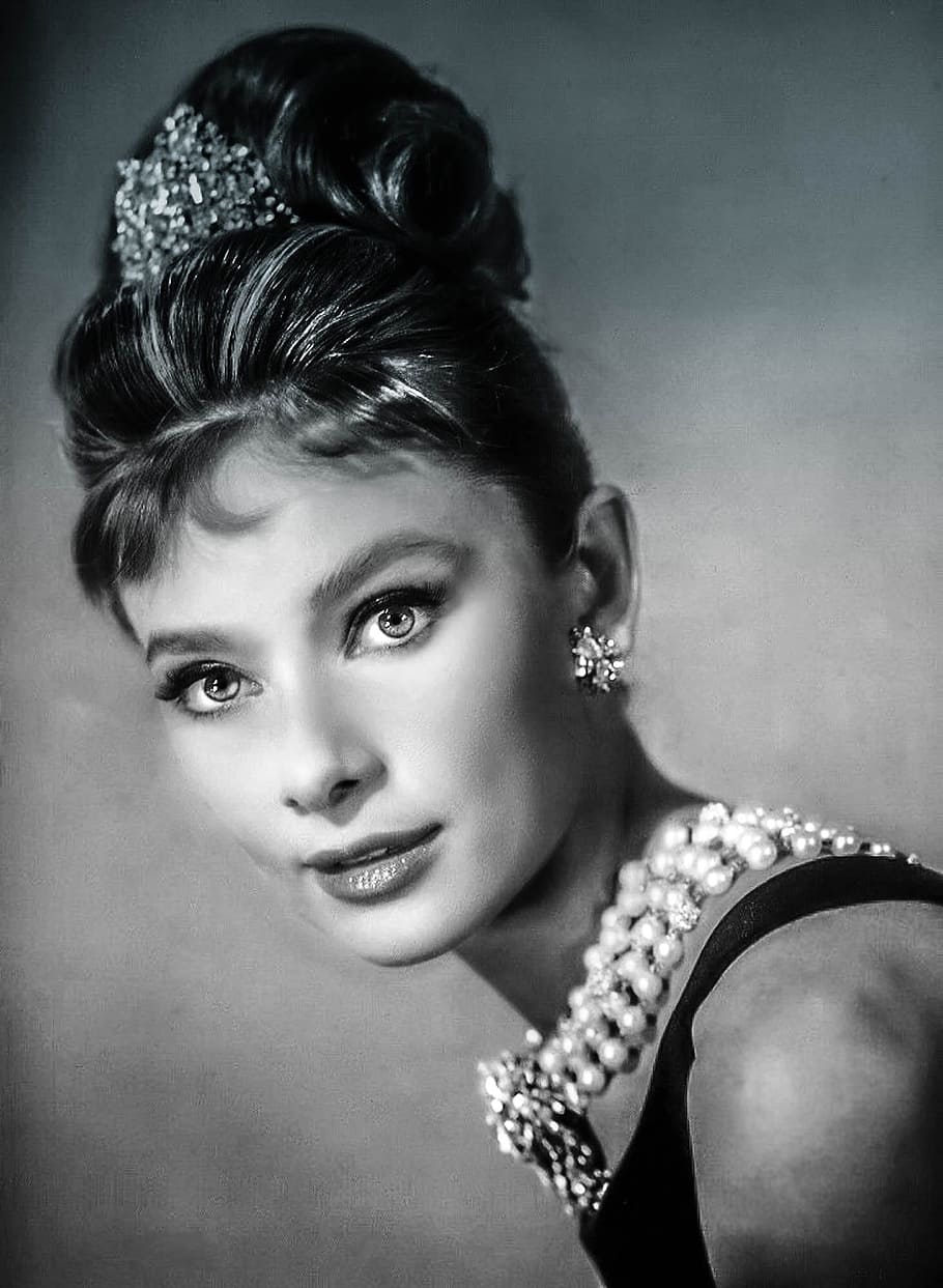 HD wallpaper: Audrey Hepburn sketch, 60's icon, female face ...