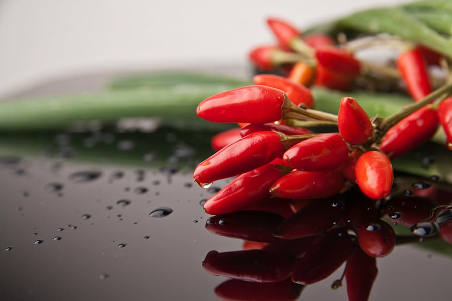 close-up photography of red chili's, vegetables, spices, kitchen HD wallpaper