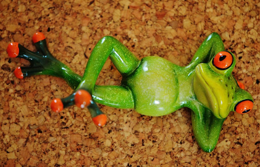 frog, funny, figure, cute, ceramic, frogs, sweet, animal, green HD wallpaper