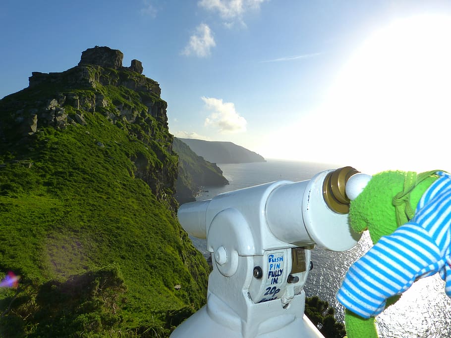 telescope, look, kermit, frog, distance, view, outlook, by looking HD wallpaper