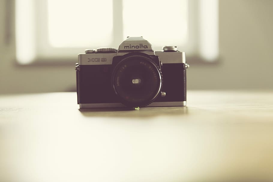 Camera, Table, Photographer, professional, vintage, business HD wallpaper