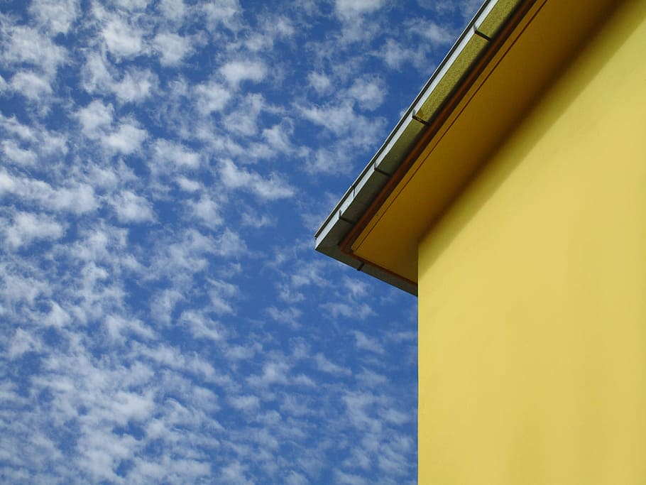 Building, Construction, Clouds, sky, perspective, yellow, low angle view HD wallpaper