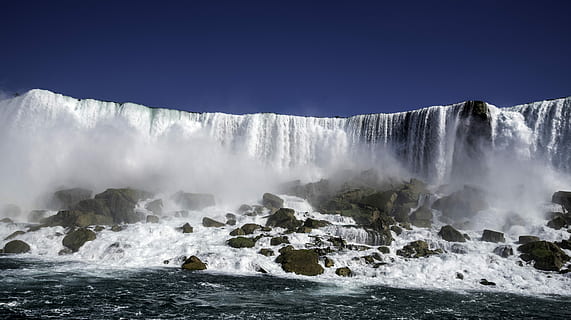 Frontal View of American Falls from river in Niagara Falls, Ontario, Canada HD wallpaper