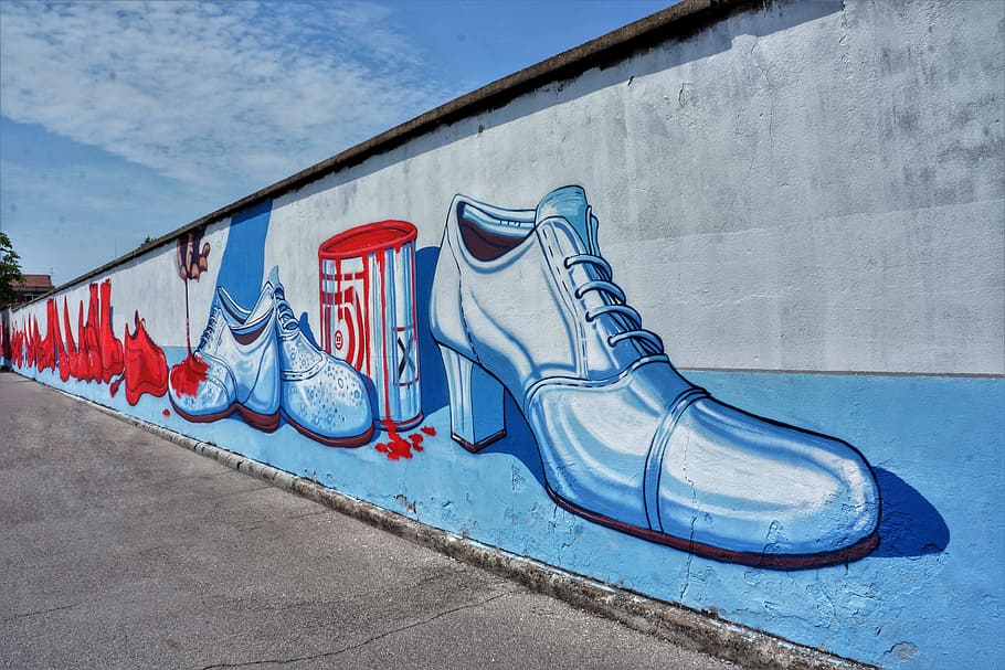 red, shoes, street, art, graffiti, verona, italy, blue, day, HD wallpaper