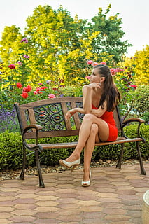 woman-pretty-beauty-summer-thumbnail.jpg