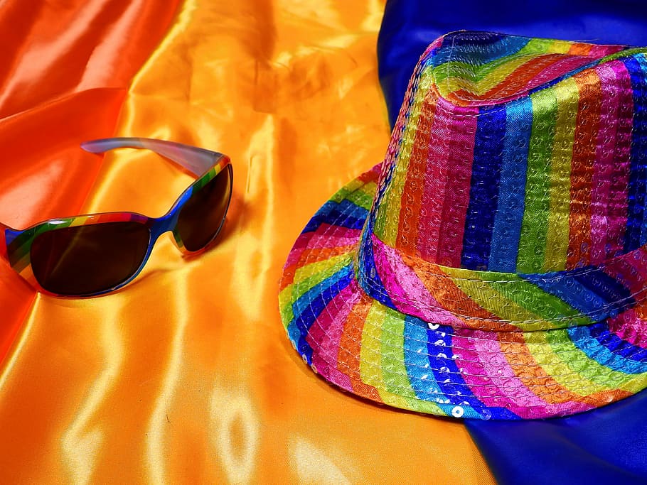hat, headwear, carnival, move, costume, dress up, mask, sunglasses HD wallpaper