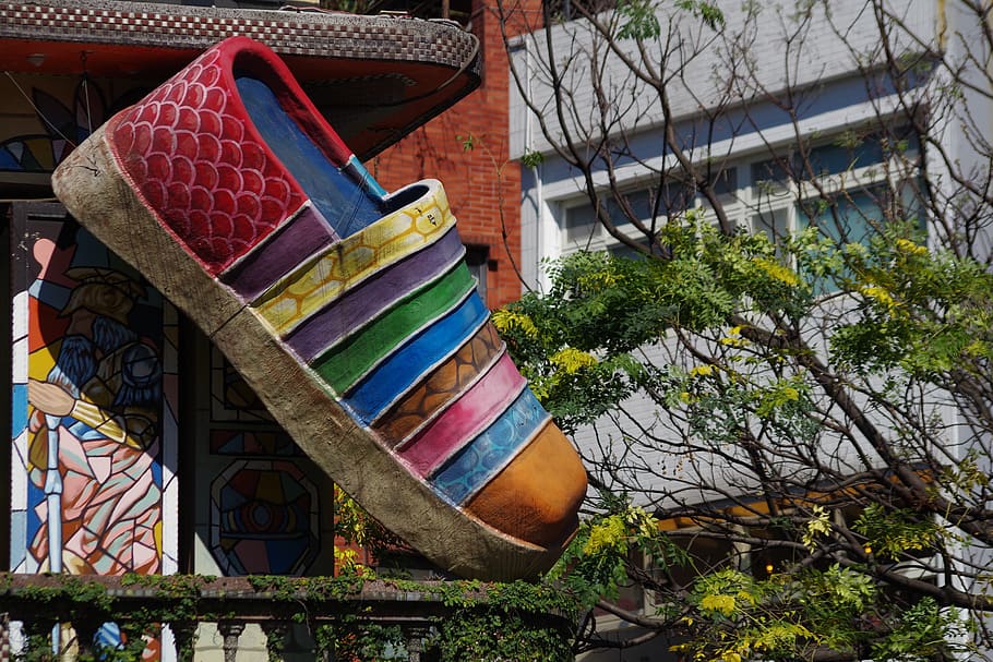 shoe, espandrilles, large, huge, composing, surreal, design HD wallpaper