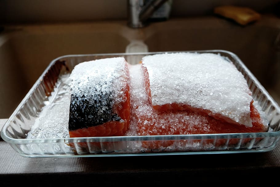bread on clear glass container, sliced, salmon, tray, frozen HD wallpaper