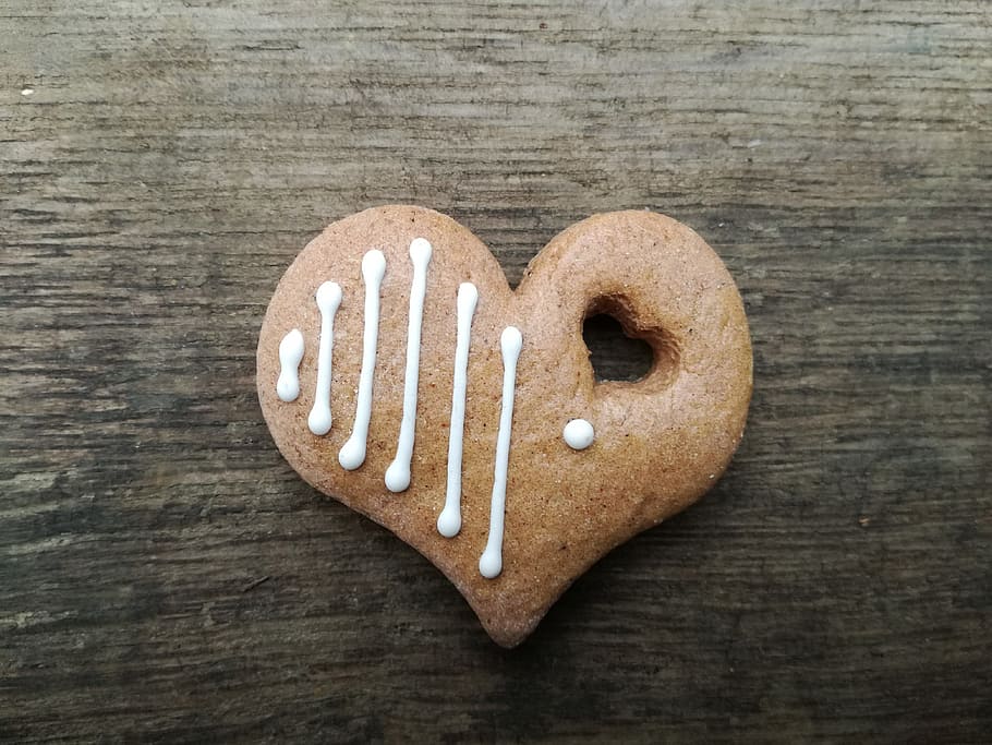 Heart, Gingerbread, Love, heart shape, sweet food, food and drink HD wallpaper