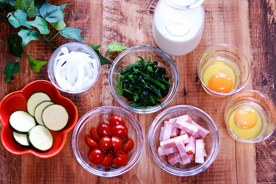 ingredients on brown wooden table, food, freshness, jar, wood - Material HD wallpaper