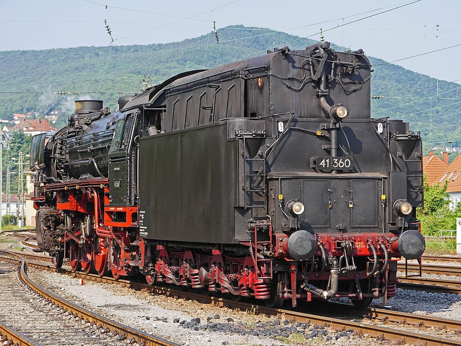 steam locomotive, ölgefeuert, oil tender, rear view, powerhouse