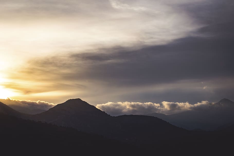 mountain, highland, cloud, sky, summit, ridge, landscape, nature HD wallpaper