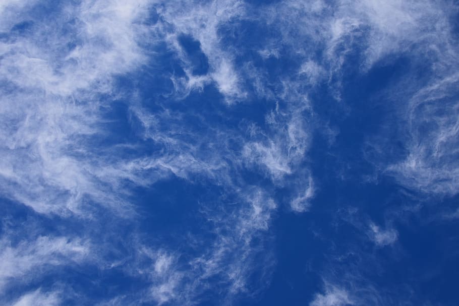 fascinating wispy clouds, cloudscape, skyscape, nature, weather HD wallpaper