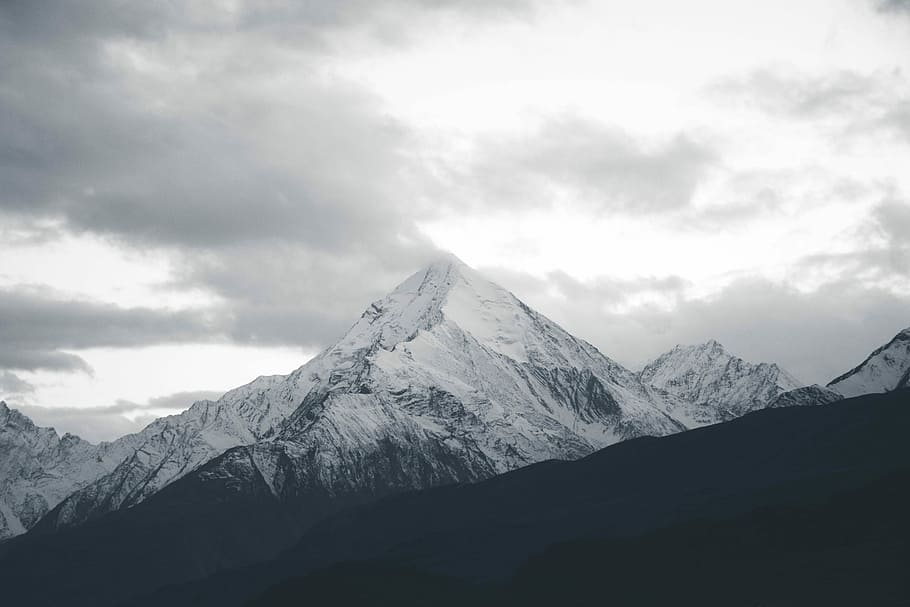 snow-covered mountain during daytime, mountain covered with snow during daytime HD wallpaper