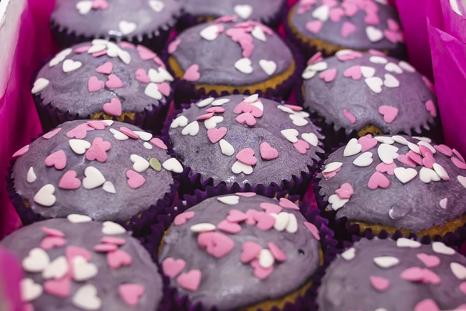 muffins with heart toppings in box, sweet, cake, cupcake, dessert HD wallpaper