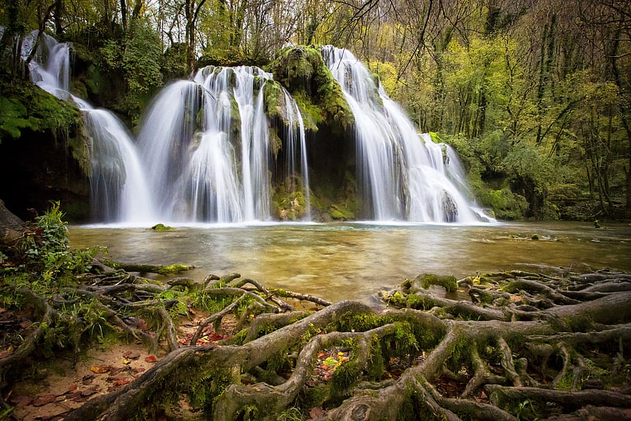time lapse photo of waterfalls surrounded by trees, cascade HD wallpaper