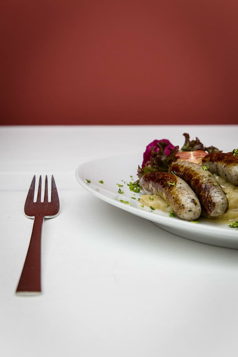 bratwurst, coarse, grill, restaurant, fork, sauerkraut, bavarian HD wallpaper
